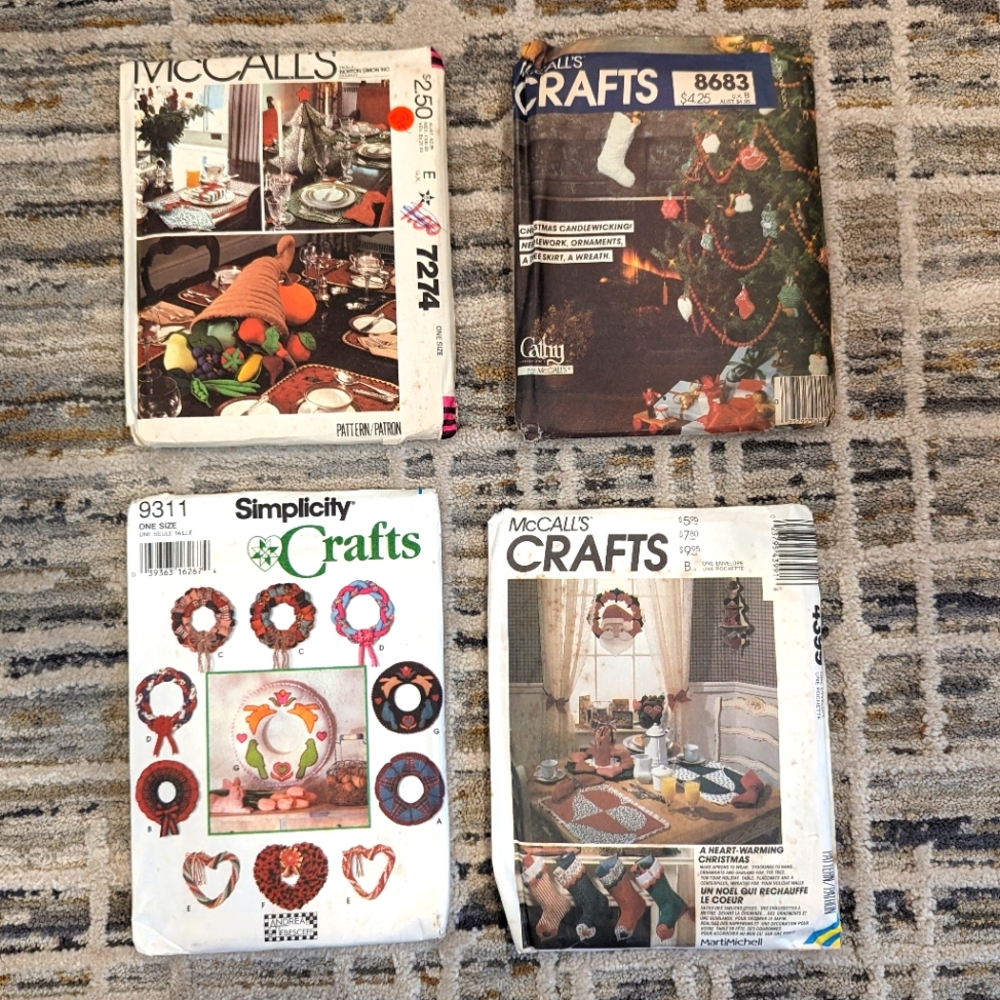 VINTAGE McCalls & Simplicity Christmas Crafts Patterns Lot of 4